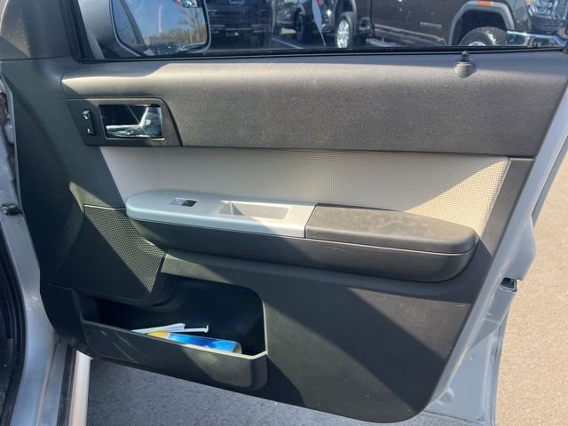 Used 2010 Mercury Mariner Premier FWD image 10