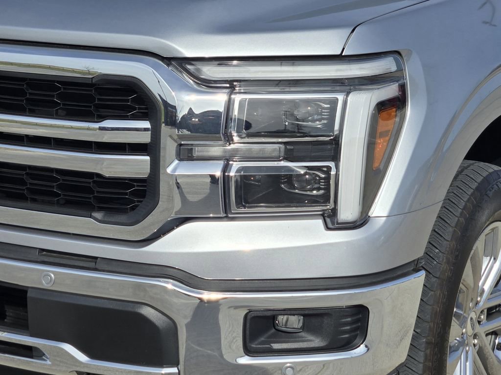 Used 2025 Ford F150 Lariat w/ Equipment Group 501A Mid image 7