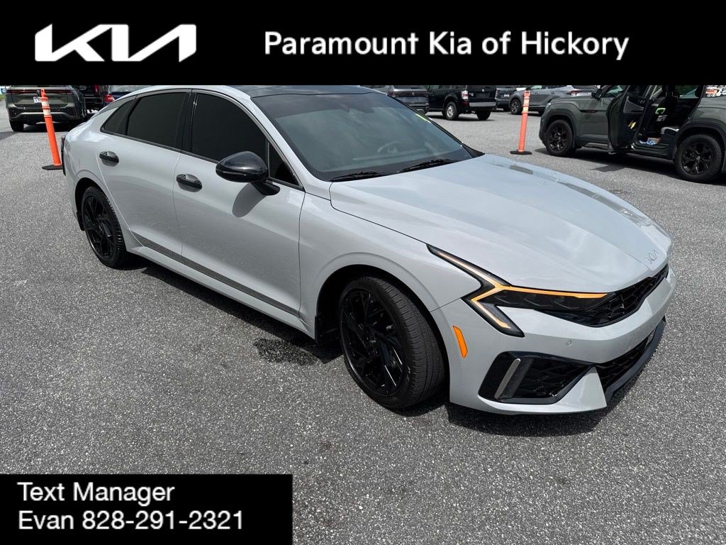Used 2025 Kia K5 GT-Line w/ GT-Line Premium Package FWD image 3