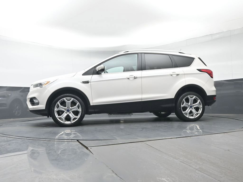 Used 2019 Ford Escape Titanium image 34