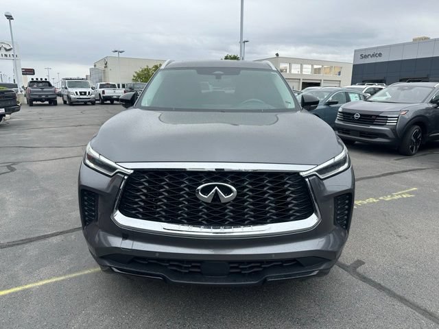 Used 2023 INFINITI QX60 Luxe w/ Vision Package AWD/4WD image 4