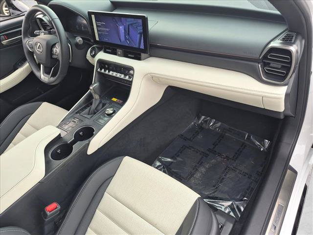 Used 2026 Lexus IS 350 F Sport w/ Technology Package RWD image 20