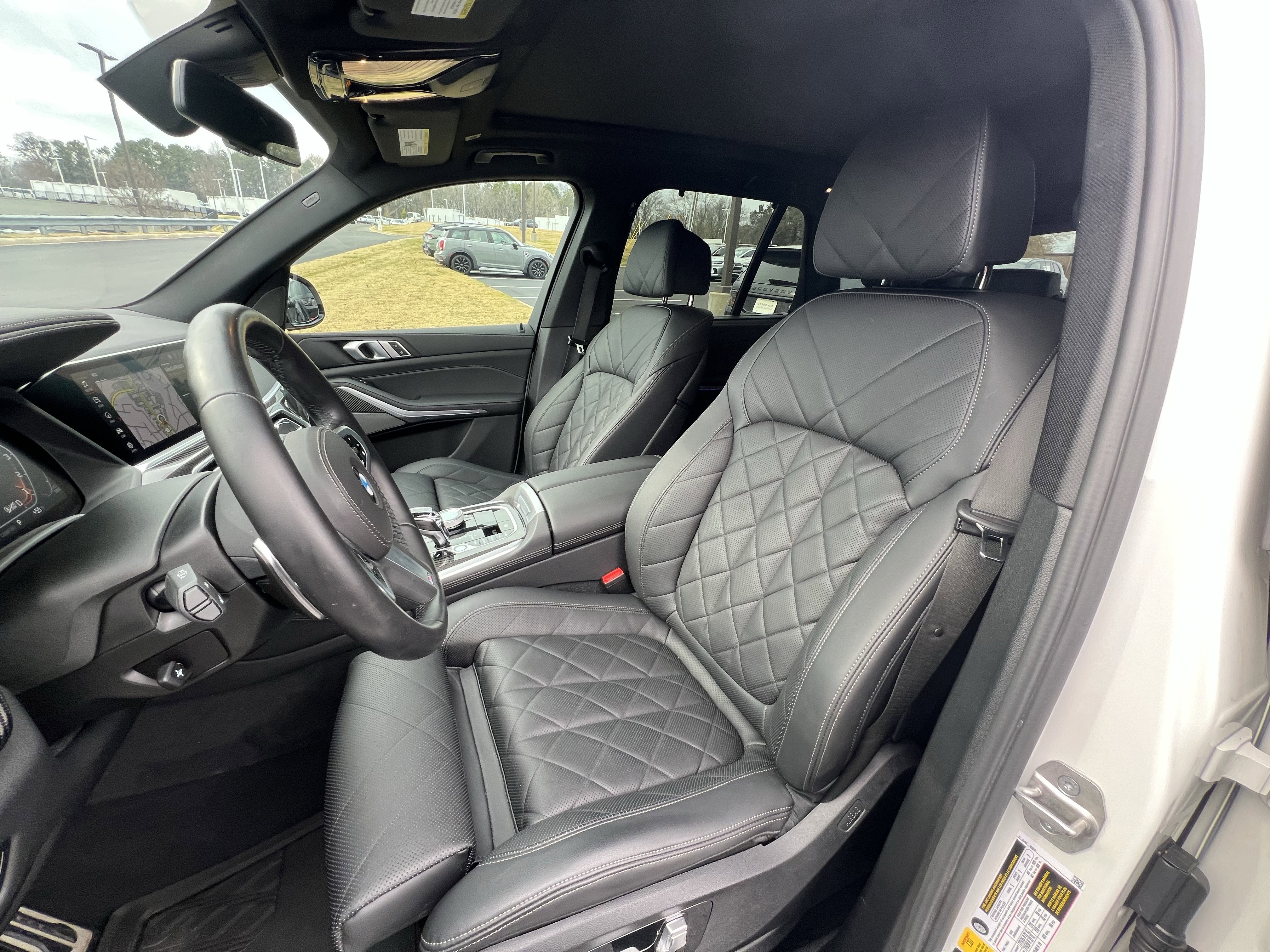 Used 2023 BMW X5 M50i w/ Executive Package image 16