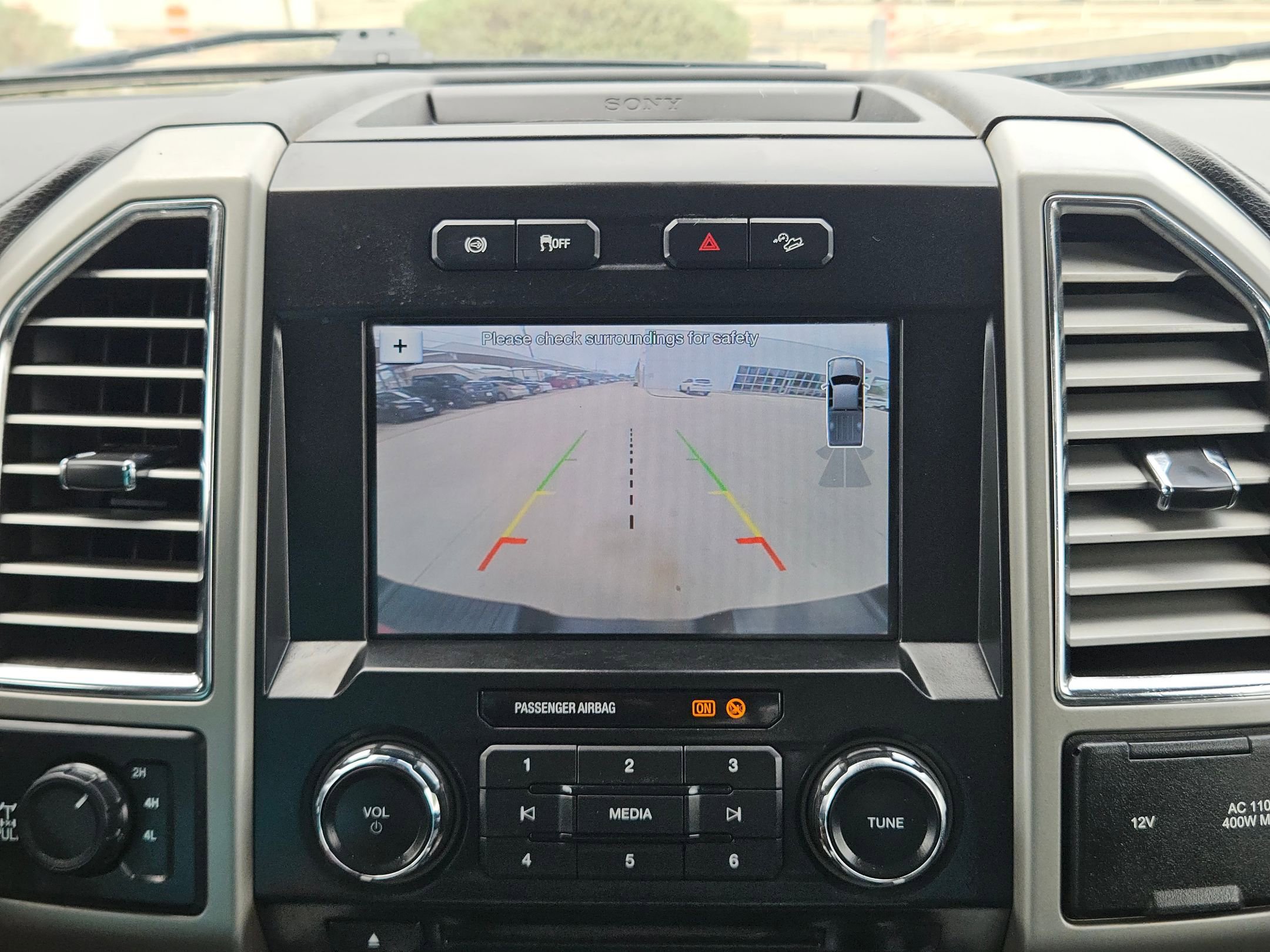 Used 2017 Ford F250 Lariat w/ Lariat Ultimate Package AWD/4WD image 18