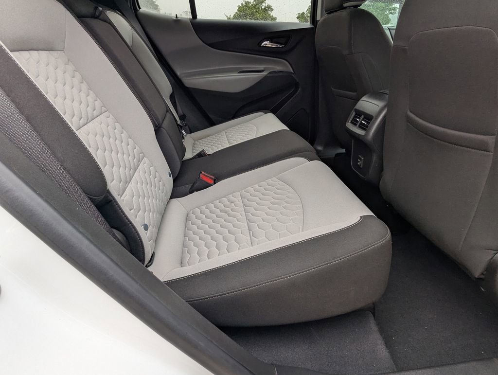 Used 2021 Chevrolet Equinox LS w/ LS Convenience Package FWD image 18