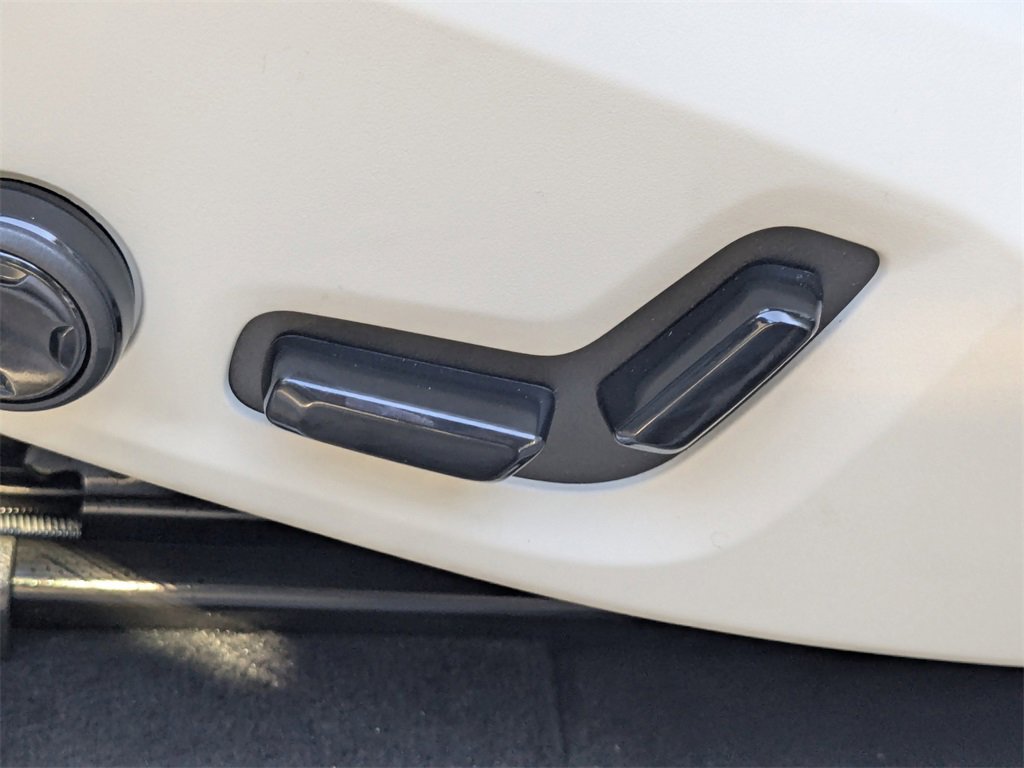 New 2026 Volvo XC90 B6 Ultra w/ Protection Package Premier image 21