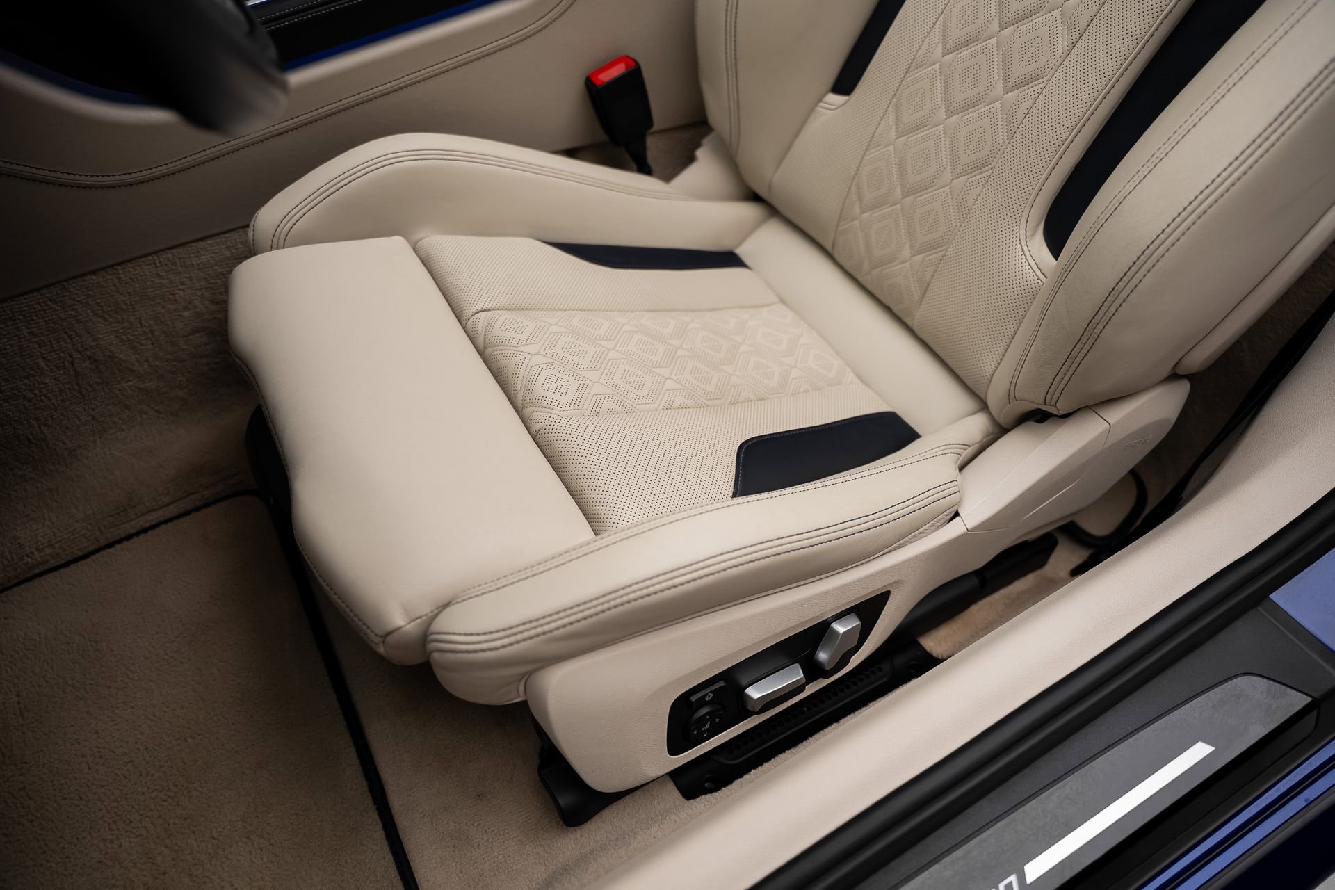 Used 2023 BMW M8 Competition w/ M Carbon Exterior Package image 71