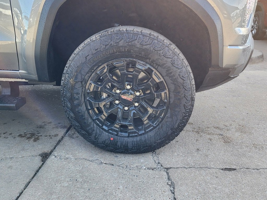 New 2026 GMC Canyon Elevation w/ Convenience Package image 49