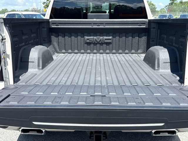 Used 2026 GMC Sierra 1500 AT4 w/ AT4 Premium Package AWD/4WD image 18