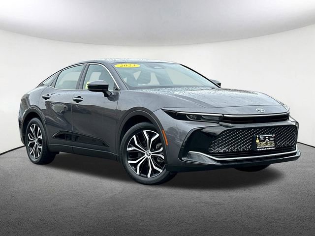 Certified 2023 Toyota Crown XLE image 2