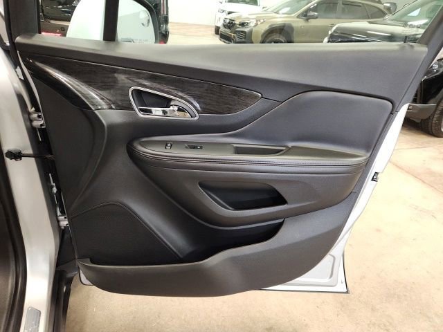 Used 2014 Buick Encore AWD image 32