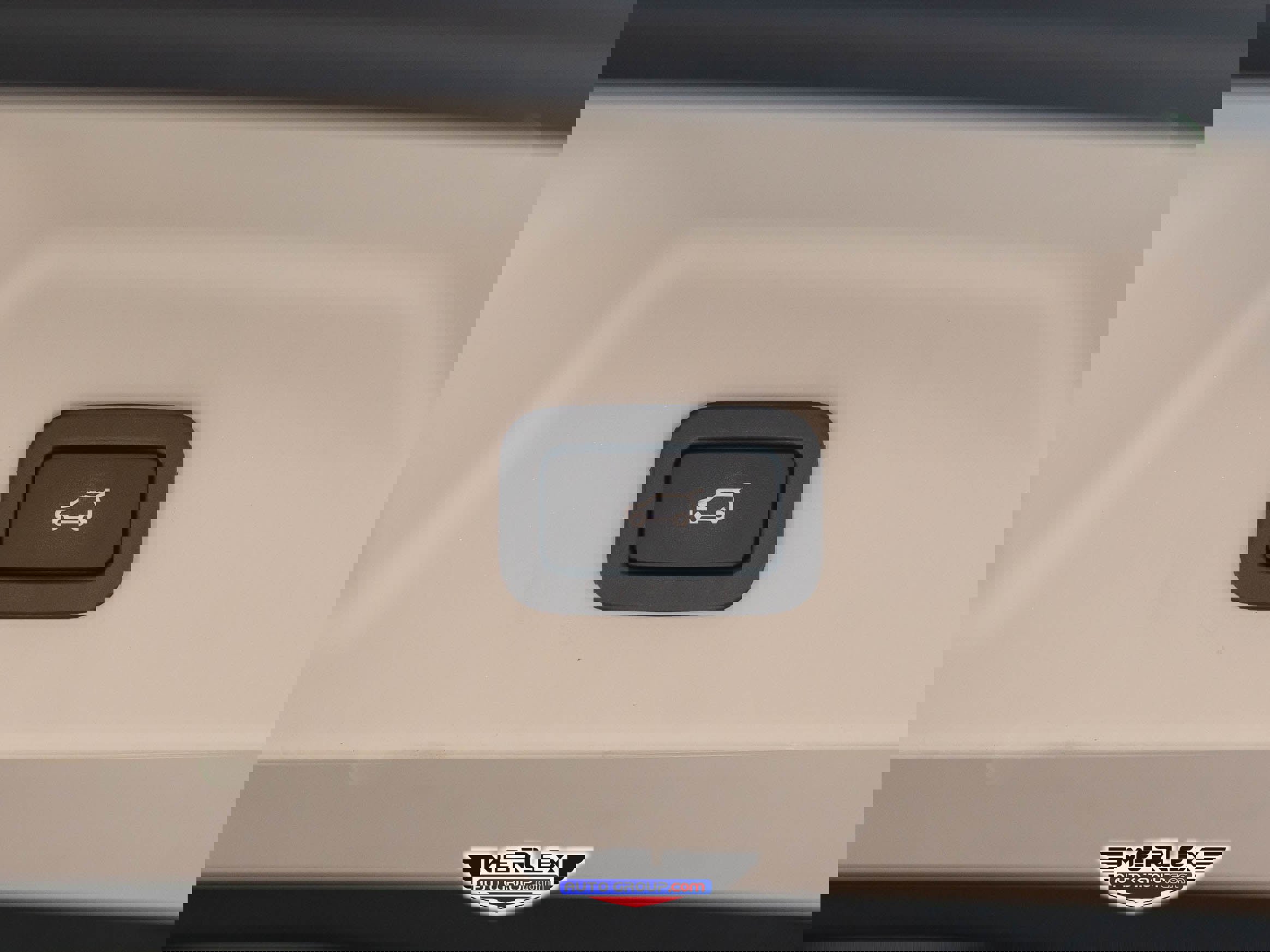 Used 2016 Land Rover Range Rover Holland & Holland image 54