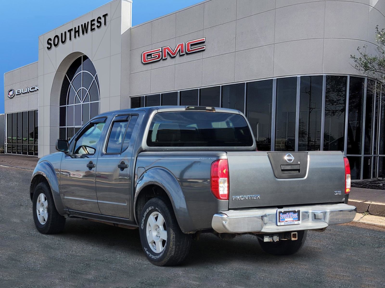 Used 2006 Nissan Frontier SE w/ (P01) Power Pkg image 4