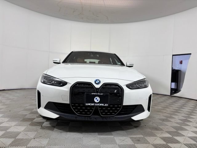 Used 2023 BMW i4 eDrive35 w/ Premium Package RWD image 2
