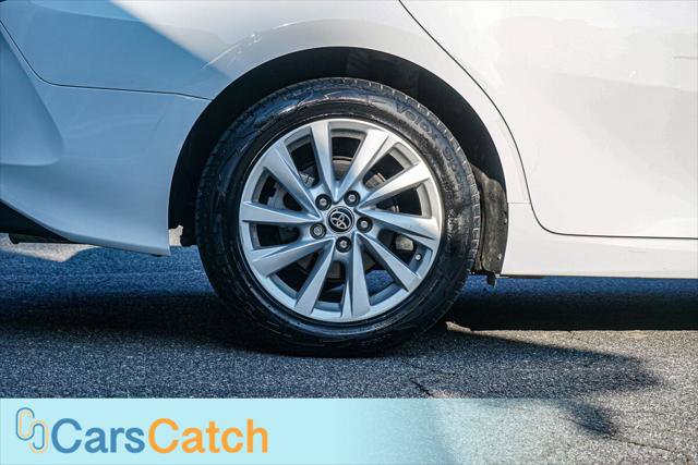 Used 2022 Toyota Camry LE image 16