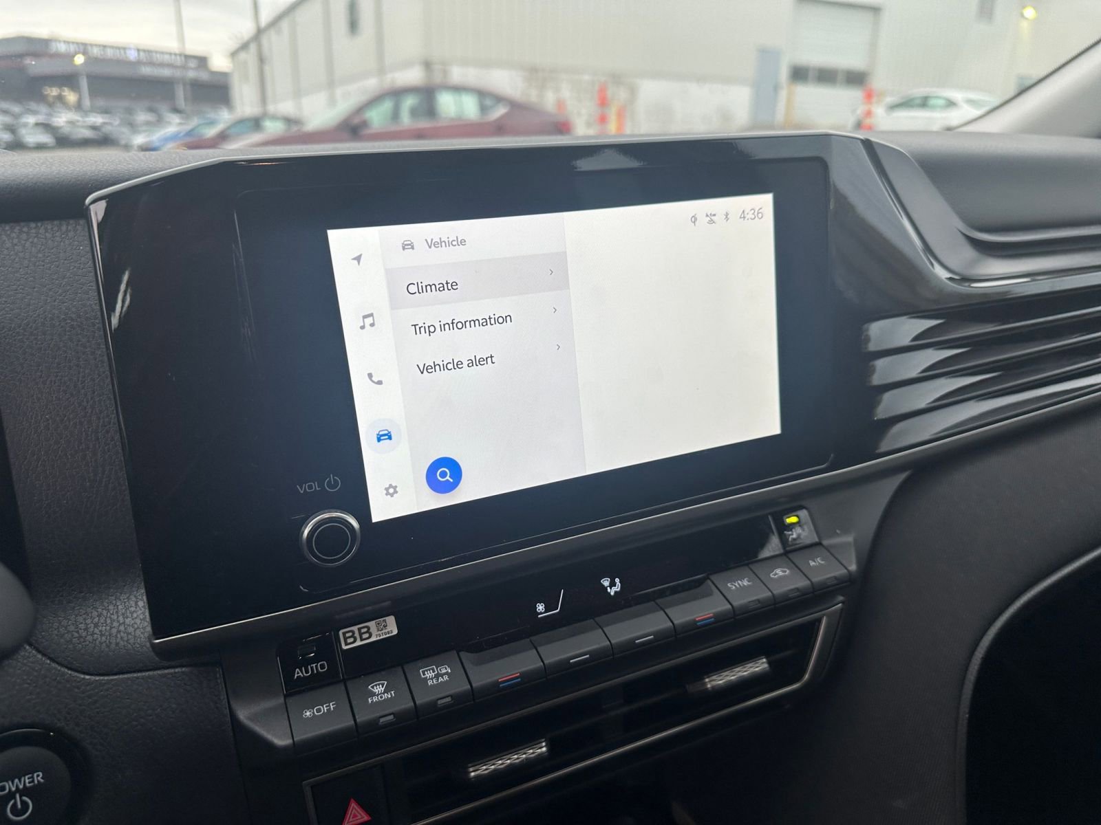 Used 2025 Toyota Camry LE image 21