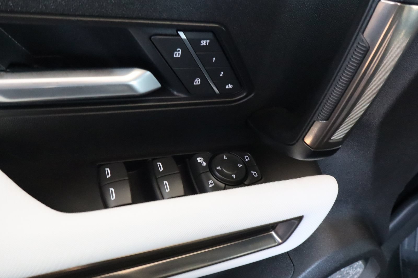 Used 2025 GMC Hummer EV 3X AWD/4WD image 20