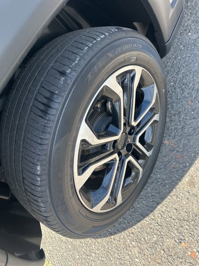 Used 2022 Jeep Compass Limited w/ Sun and Sound Group image 10