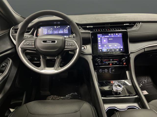 New 2025 Jeep Grand Cherokee Laredo X w/ Trailer Tow Package image 5