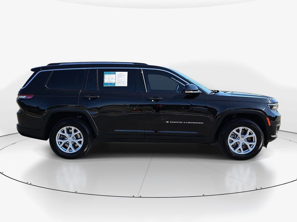 Used 2023 Jeep Grand Cherokee L Limited image 4