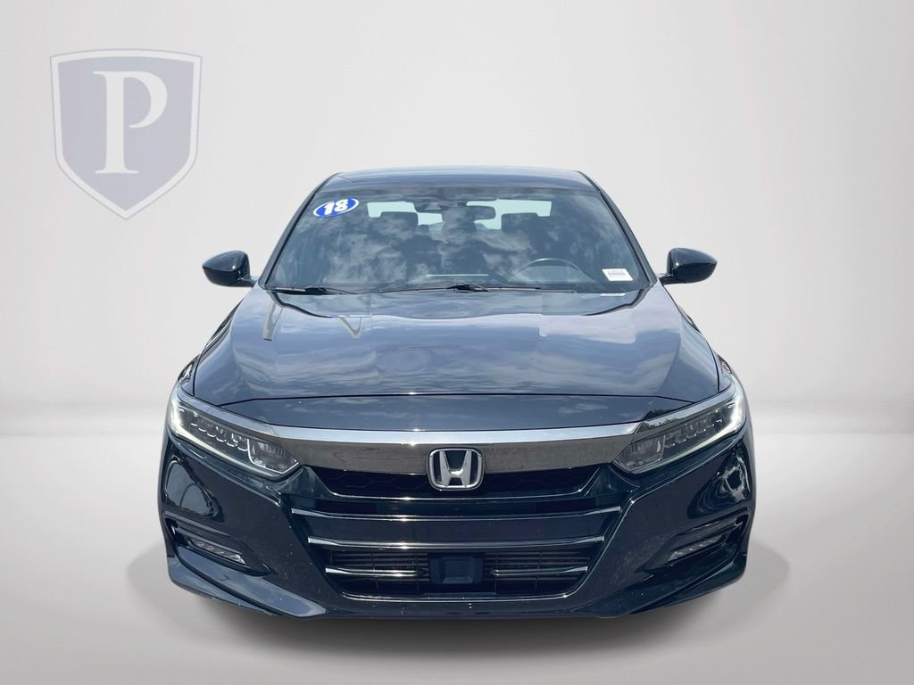 Used 2018 Honda Accord Sport image 3