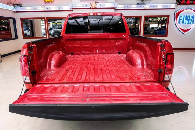 Used 2018 RAM 2500 SLT w/ Cold Weather Group AWD/4WD image 8