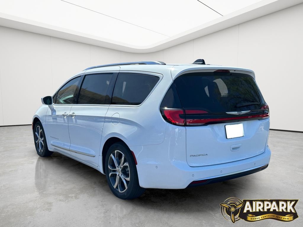 New 2024 Chrysler Pacifica Pinnacle FWD image 7