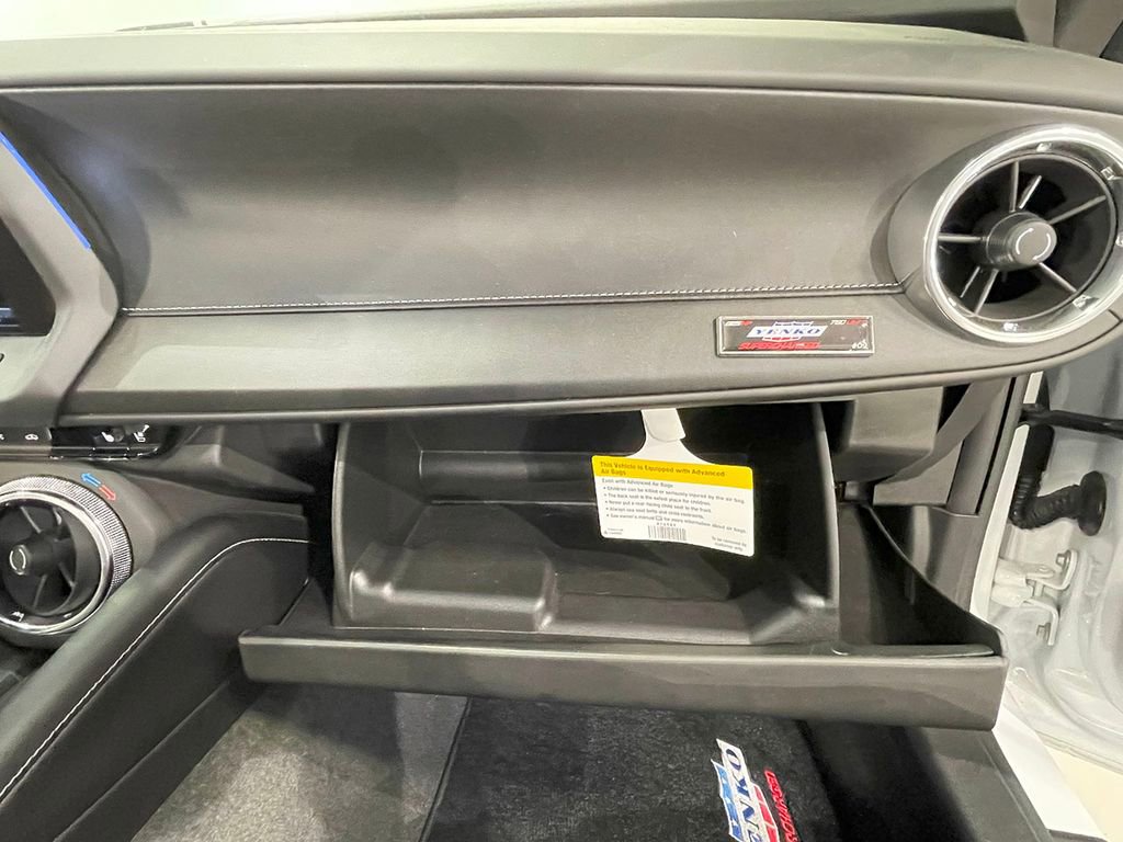 Used 2018 Chevrolet Camaro SS RWD image 65