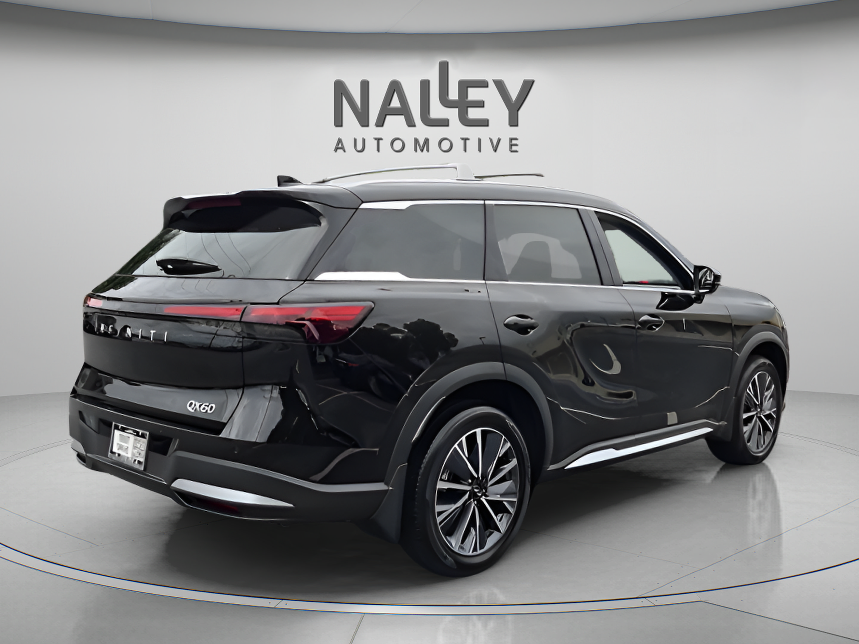 Certified 2026 INFINITI QX60 Luxe w/ Cargo Package FWD image 5