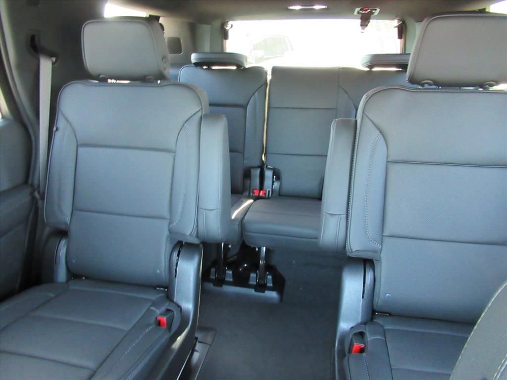New 2026 GMC Yukon Denali w/ Denali Reserve Package AWD/4WD image 19