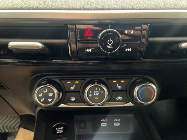 Certified 2025 Nissan Kicks SV w/ SV Premium Package image 17