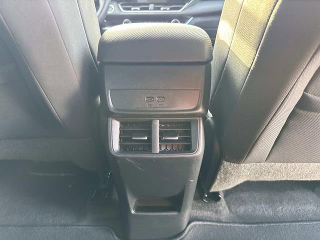 Used 2026 Chevrolet Equinox LT FWD image 25