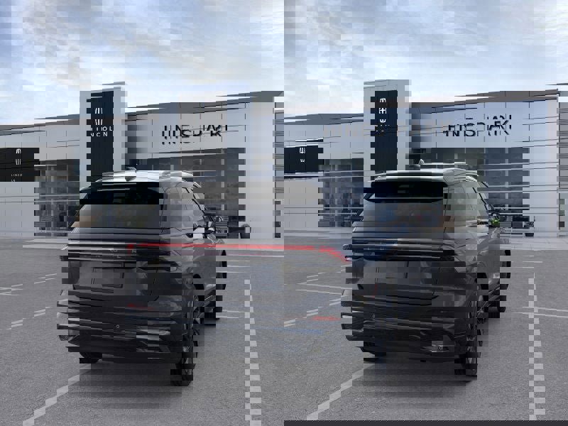 New 2025 Lincoln Nautilus Reserve w/ Jet Appearance Package image 10