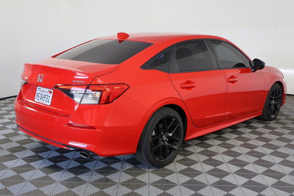 Used 2023 Honda Civic Sport image 4