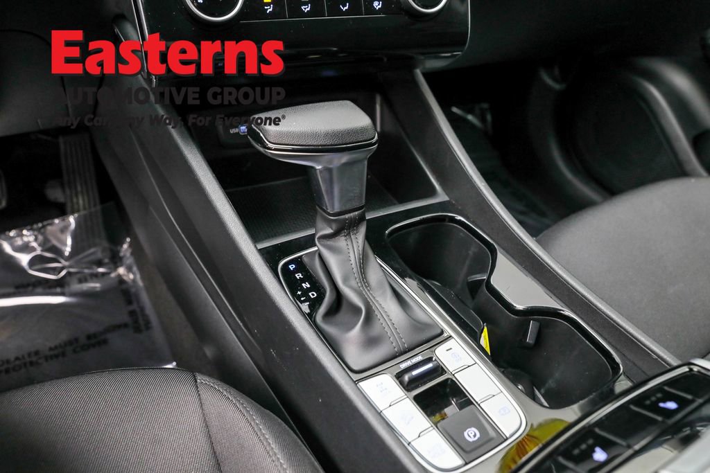 Used 2022 Hyundai Tucson SEL w/ Cargo Package image 13