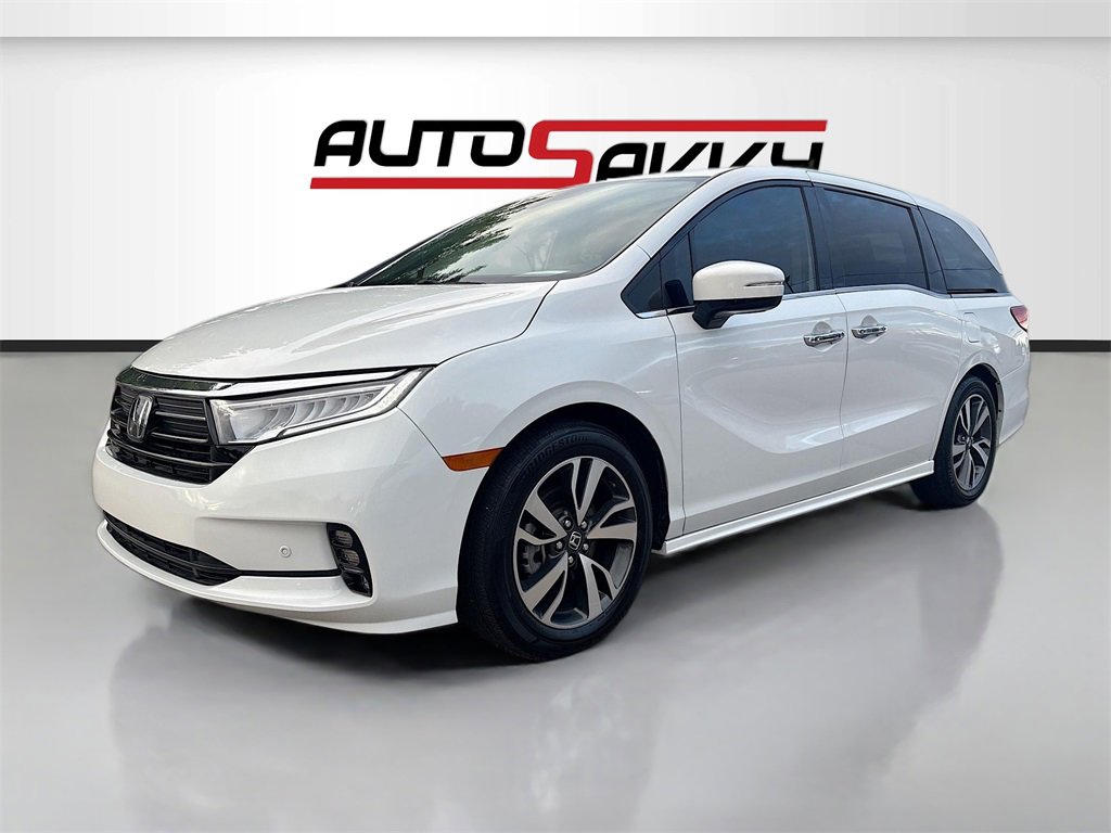 Used 2024 Honda Odyssey Elite image 3