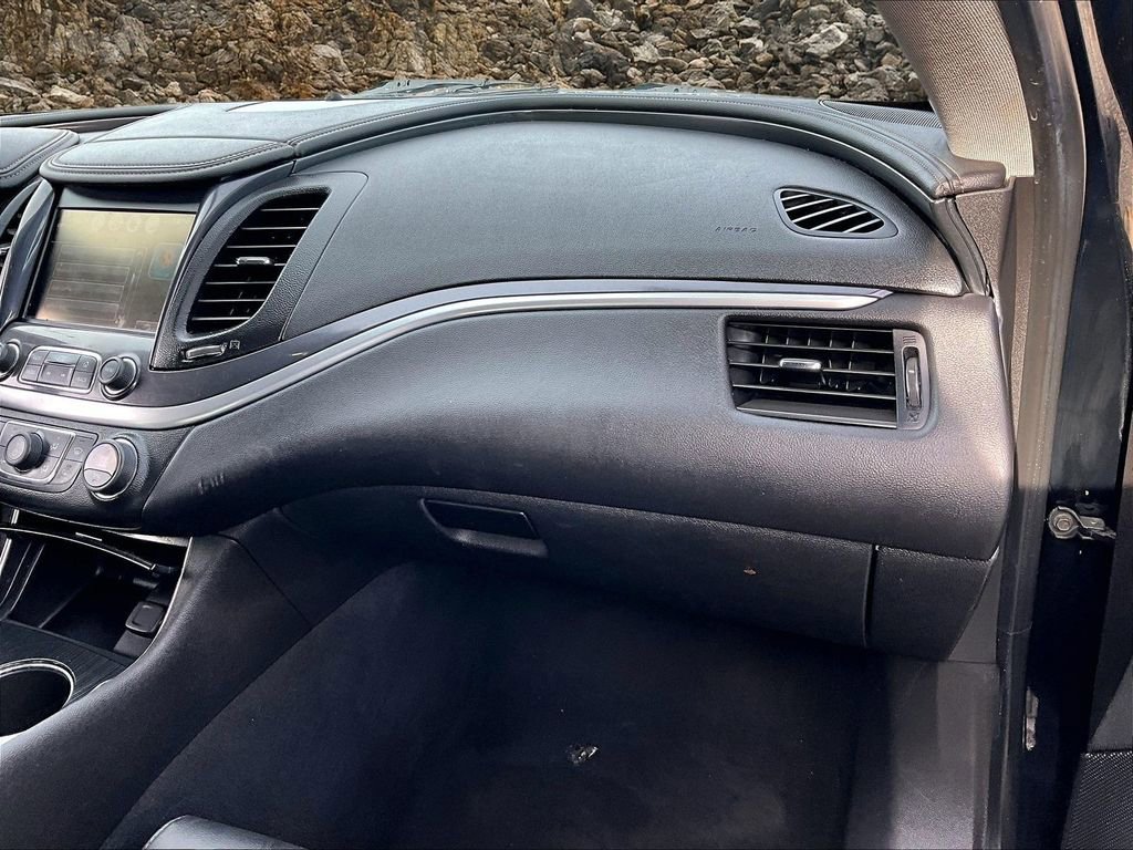 Used 2020 Chevrolet Impala LT image 15