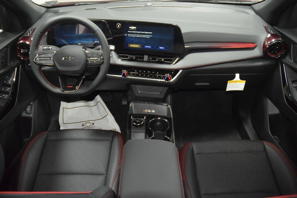 New 2027 Chevrolet Equinox RS w/ Safety and Technology Package FWD image 31