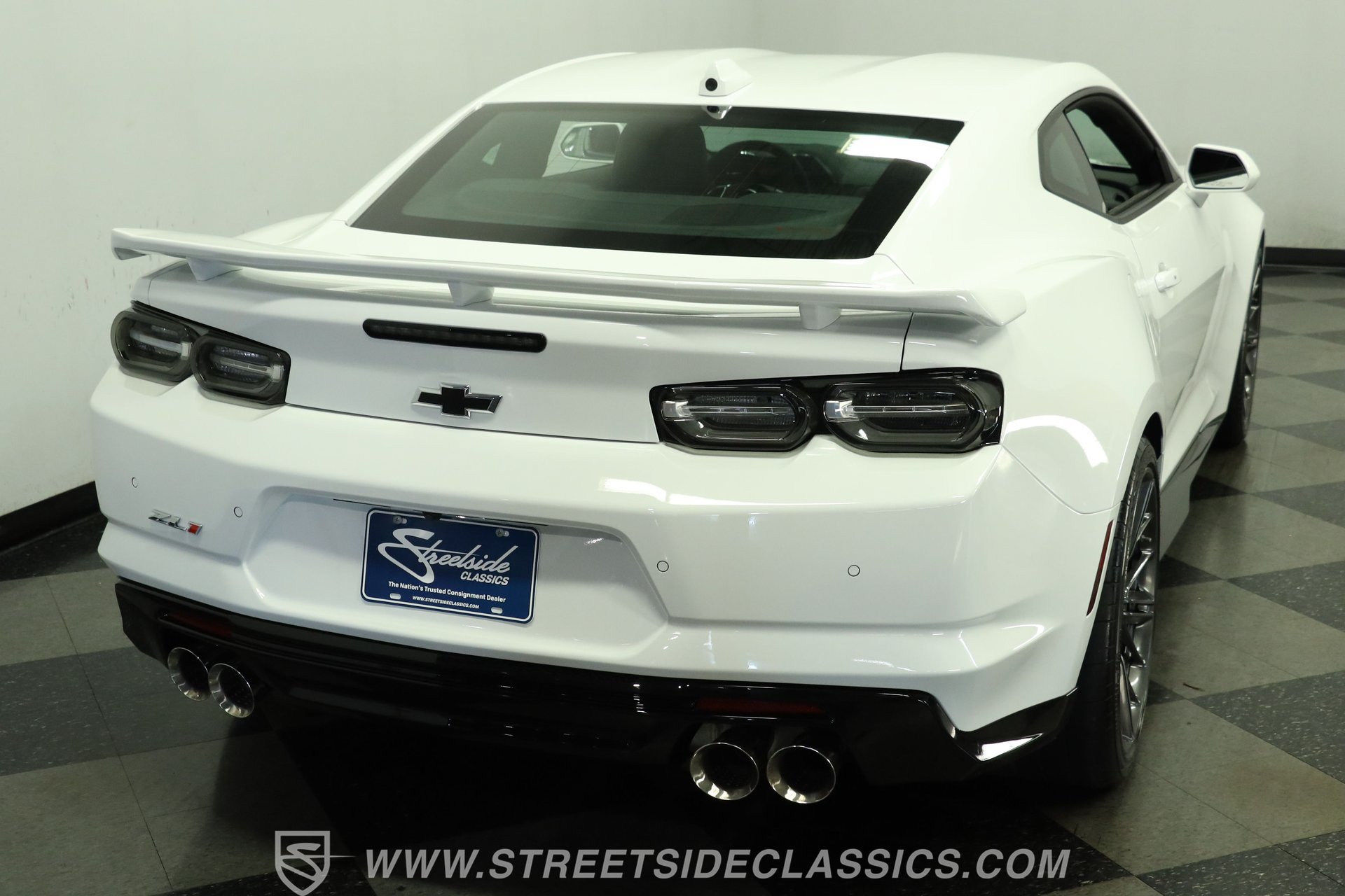 Used 2023 Chevrolet Camaro ZL1 RWD image 10