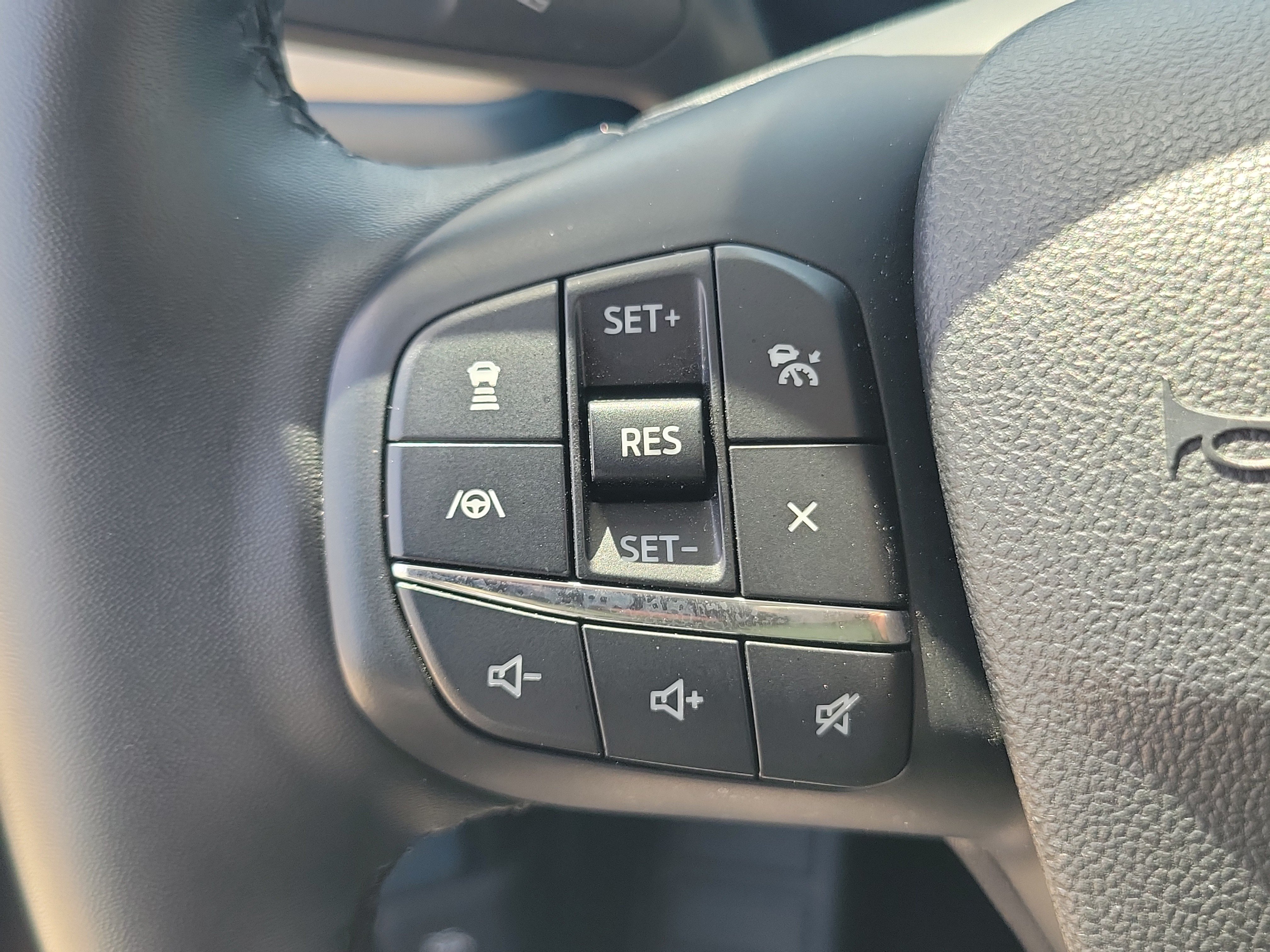 Used 2025 Ford Maverick Lariat w/ 4K Tow Package AWD/4WD image 20
