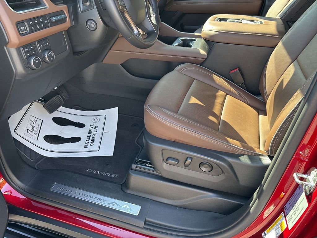 Used 2022 Chevrolet Tahoe High Country image 17