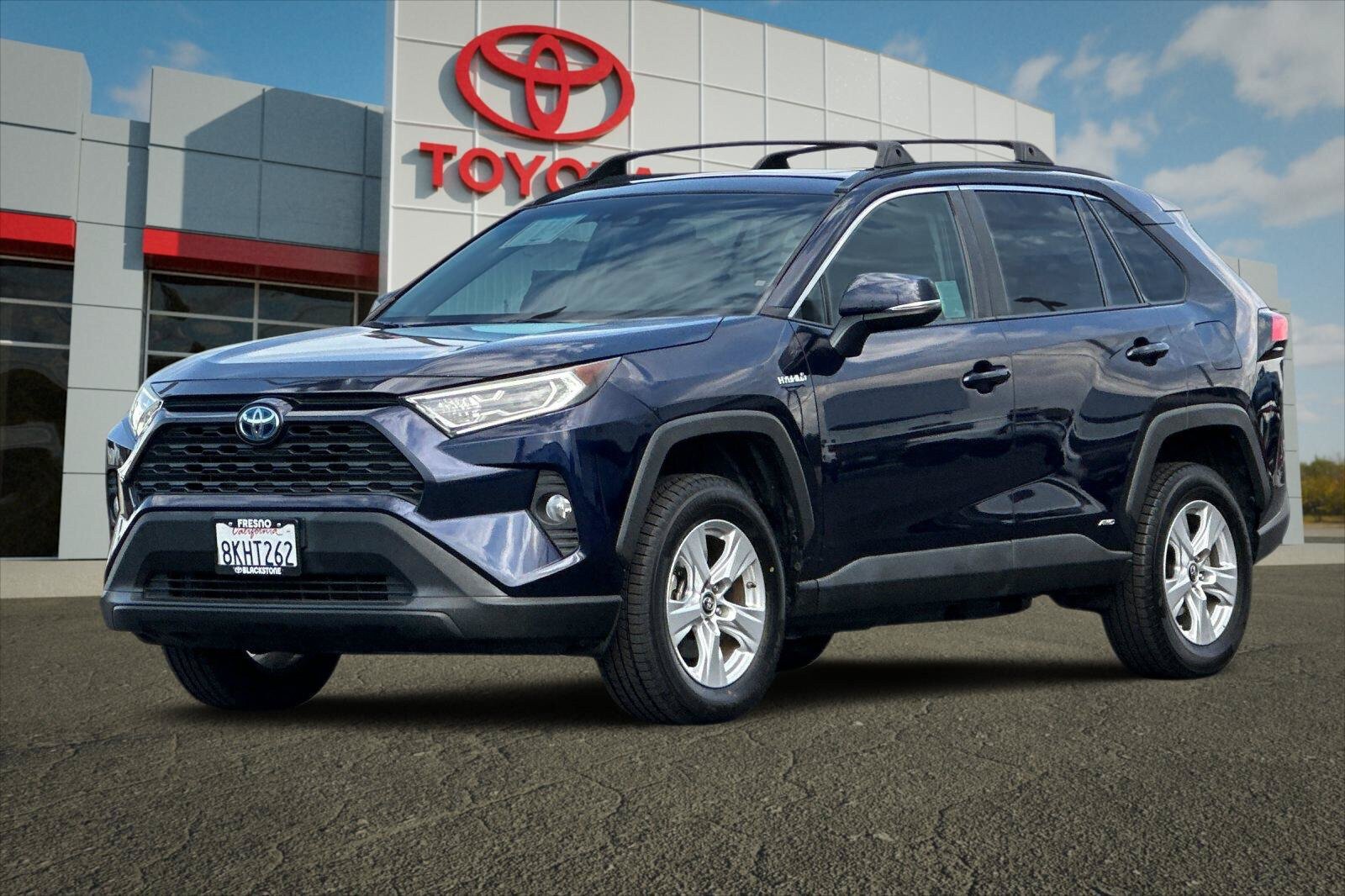 Certified 2019 Toyota RAV4 XLE w/ Convenience Package AWD/4WD image 7