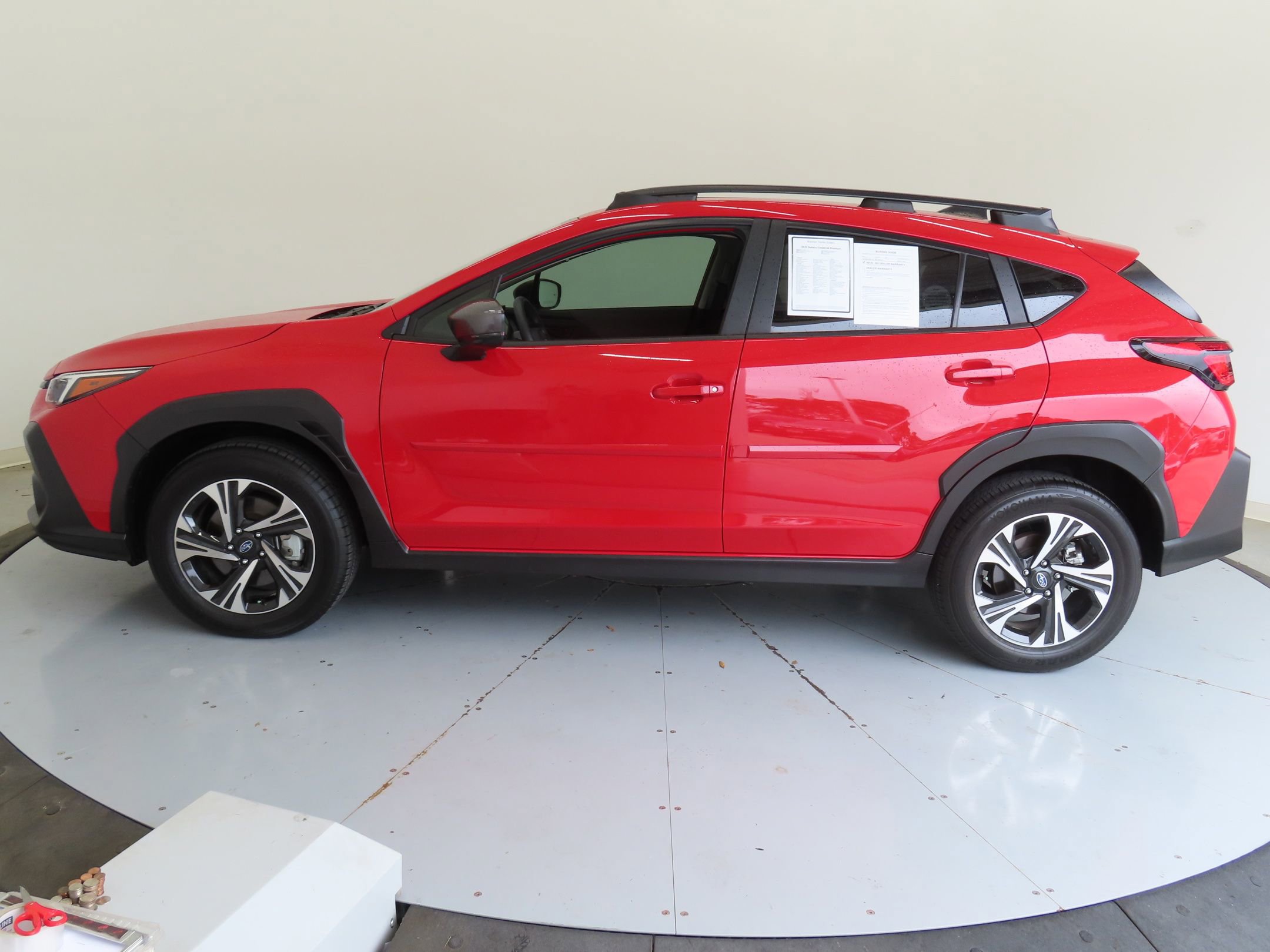 Used 2025 Subaru Crosstrek 2.0i Premium w/ Crosstrek Mirror Package AWD/4WD image 9