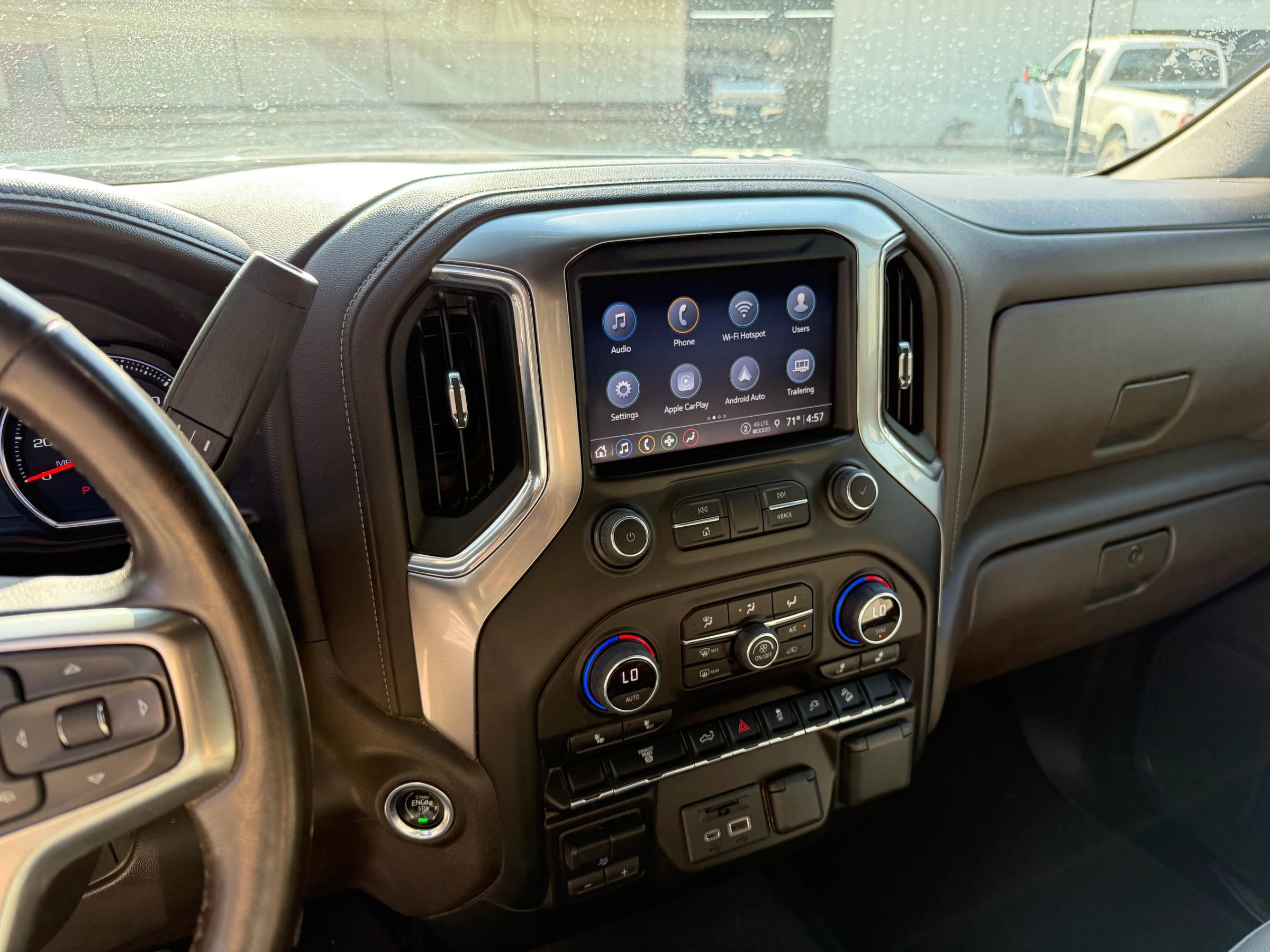 Used 2022 Chevrolet Silverado 2500 LTZ w/ Gooseneck/5TH Wheel Package image 13