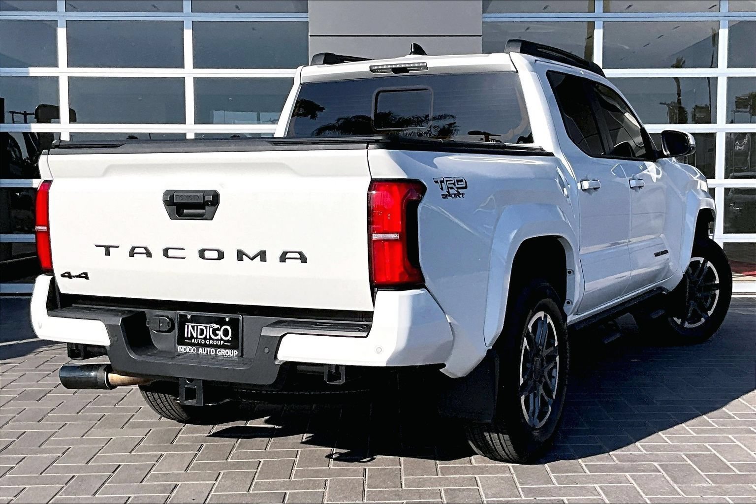 Used 2025 Toyota Tacoma TRD Sport w/ TRD Sport Upgrade Package AWD/4WD image 13