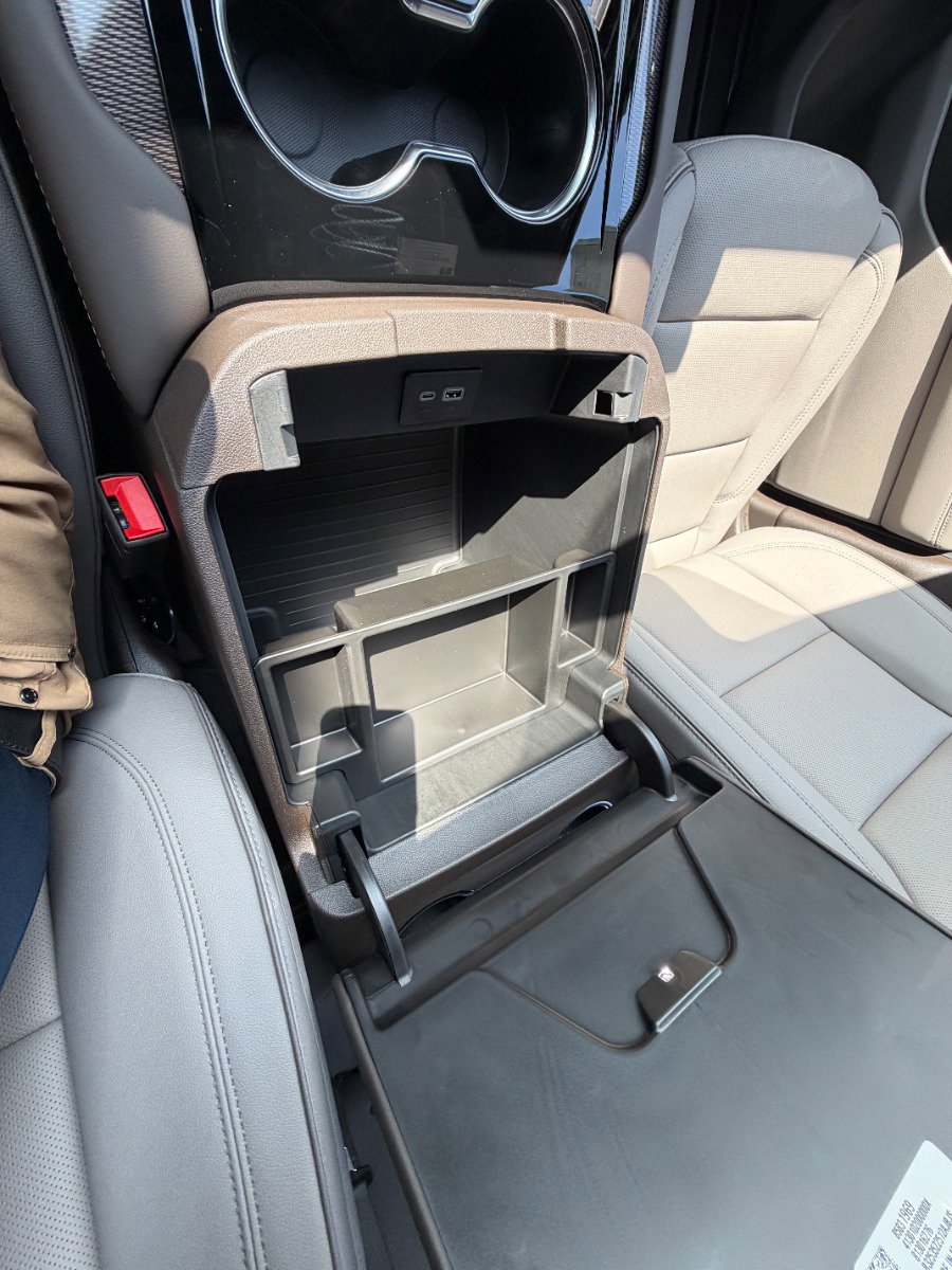 New 2026 GMC Yukon XL Elevation AWD/4WD image 21