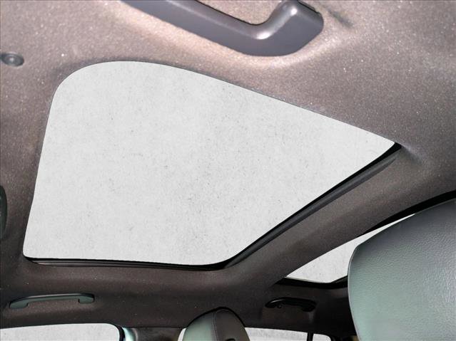 Used 2023 Mercedes-Benz GLB 250 4MATIC image 16