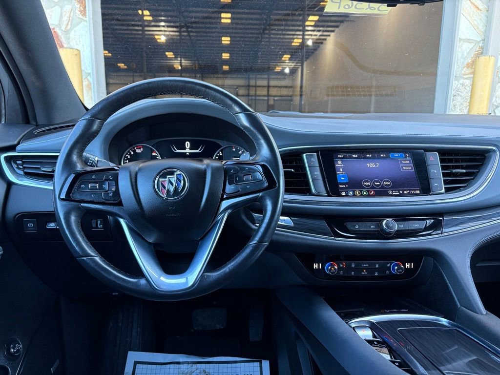 Used 2024 Buick Enclave Premium image 28
