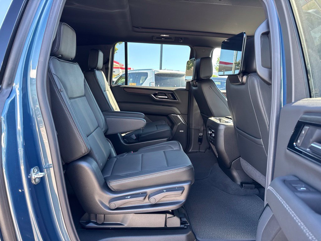 New 2026 GMC Yukon XL Denali w/ Advanced Technology Package AWD/4WD image 25