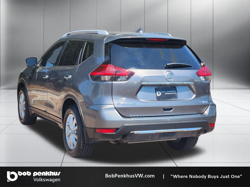 Used 2017 Nissan Rogue SV w/ SV Premium Package AWD/4WD image 27